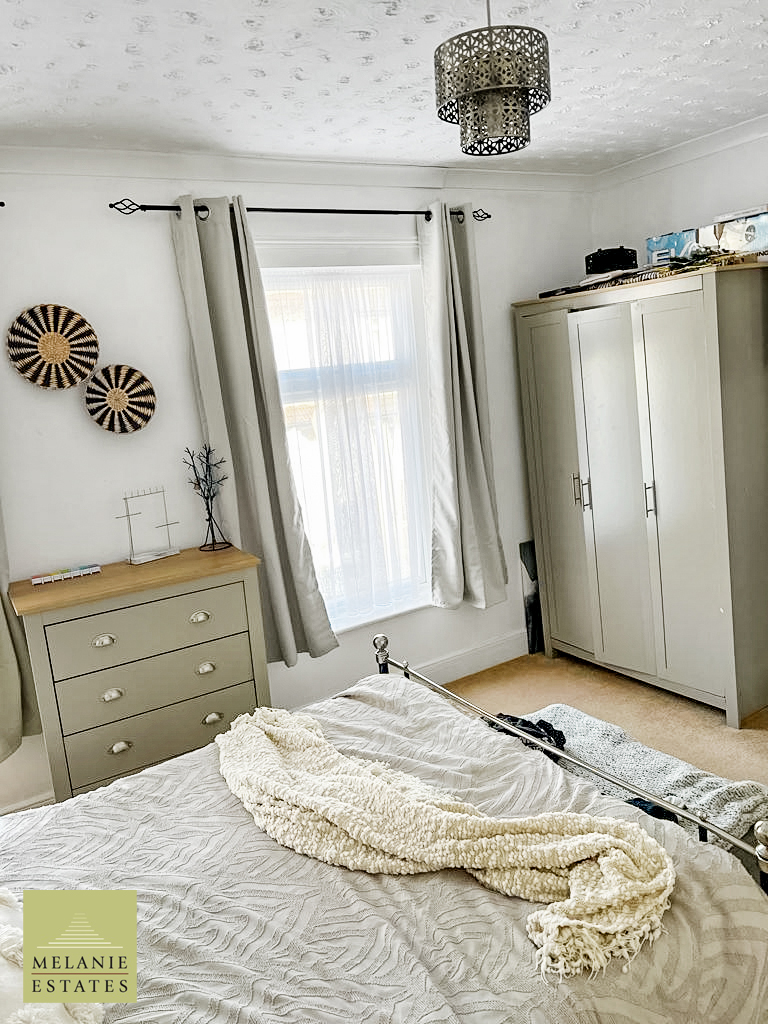 2 bed terraced house to rent in Avenue Road, Great Yarmouth 3