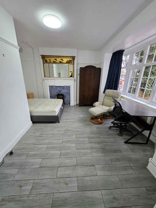 5 bed house to rent in Larkman Lane, Norwich, NR5 