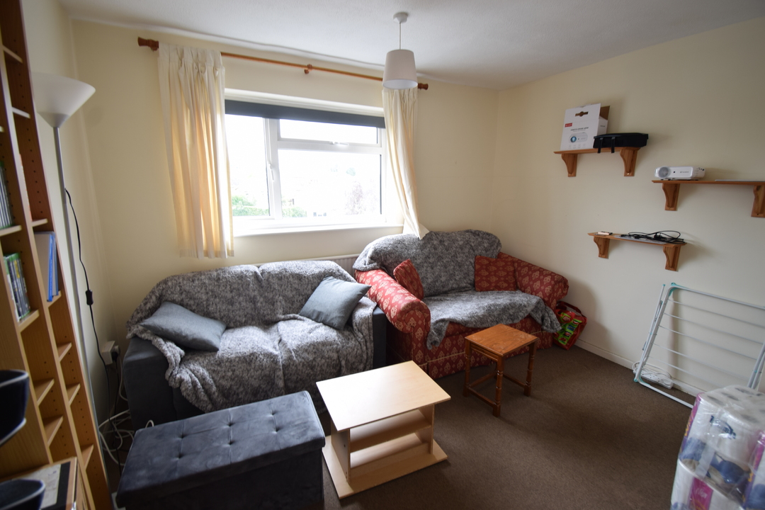 2 bed apartment to rent in Chalfont Walk, Norwich  - Property Image 2