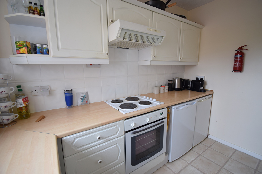 2 bed apartment to rent in Chalfont Walk, Norwich  - Property Image 1