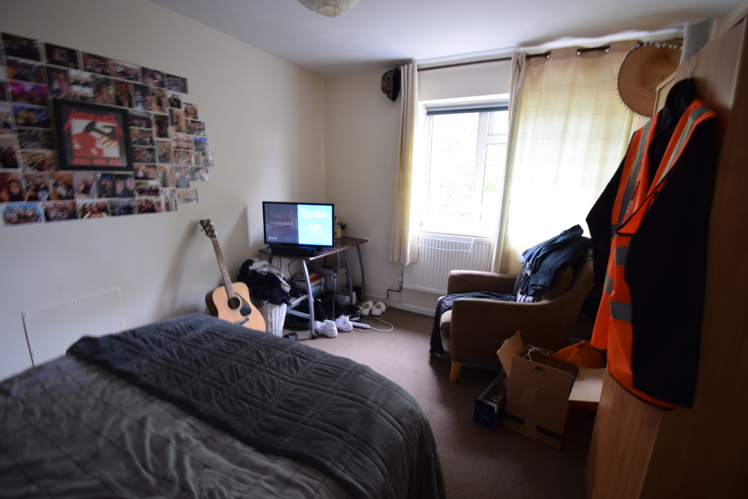 2 bed apartment to rent in Chalfont Walk, Norwich  - Property Image 5