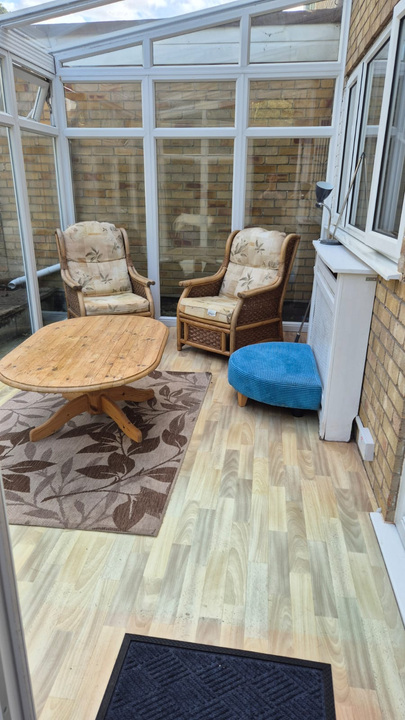 3 bed semi-detached house to rent in Leng Crescent, Norwich 5