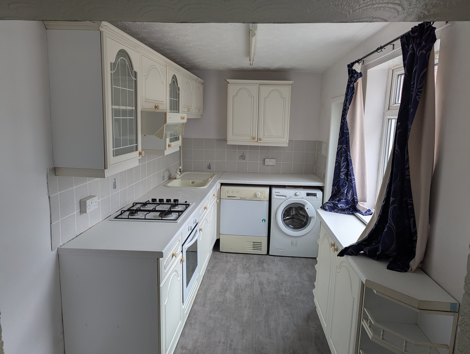 2 bed terraced house to rent in Malakoff Road, Great Yarmouth  - Property Image 5