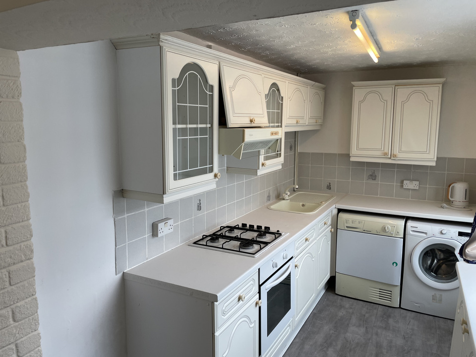 2 bed terraced house to rent in Malakoff Road, Great Yarmouth 4