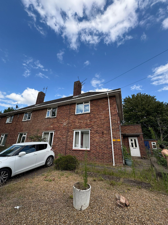 3 bed to rent in Bluebell Road, Norwich 2