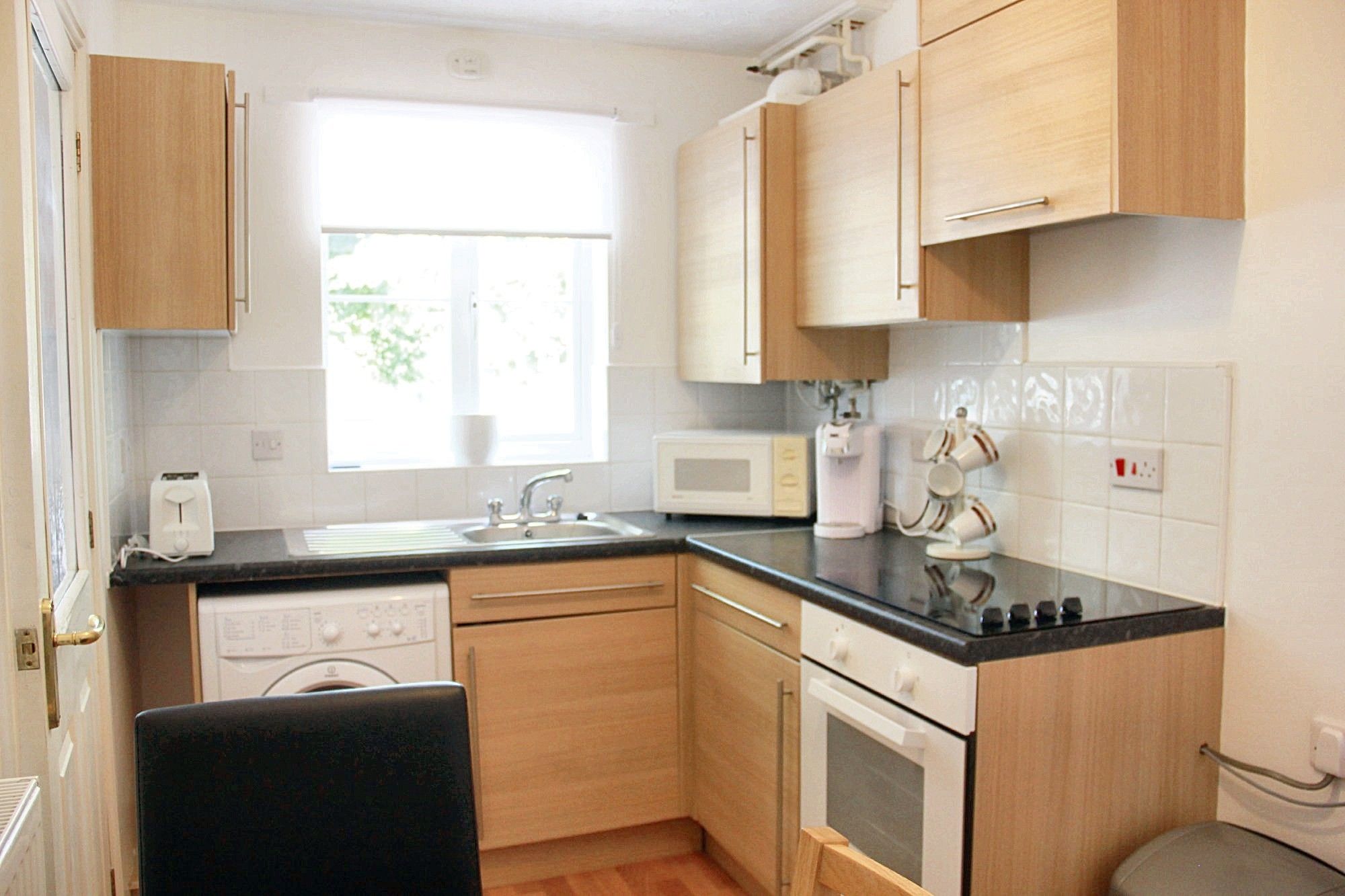 3 bed end of terrace house to rent in Roe Drive, Norwich  - Property Image 4