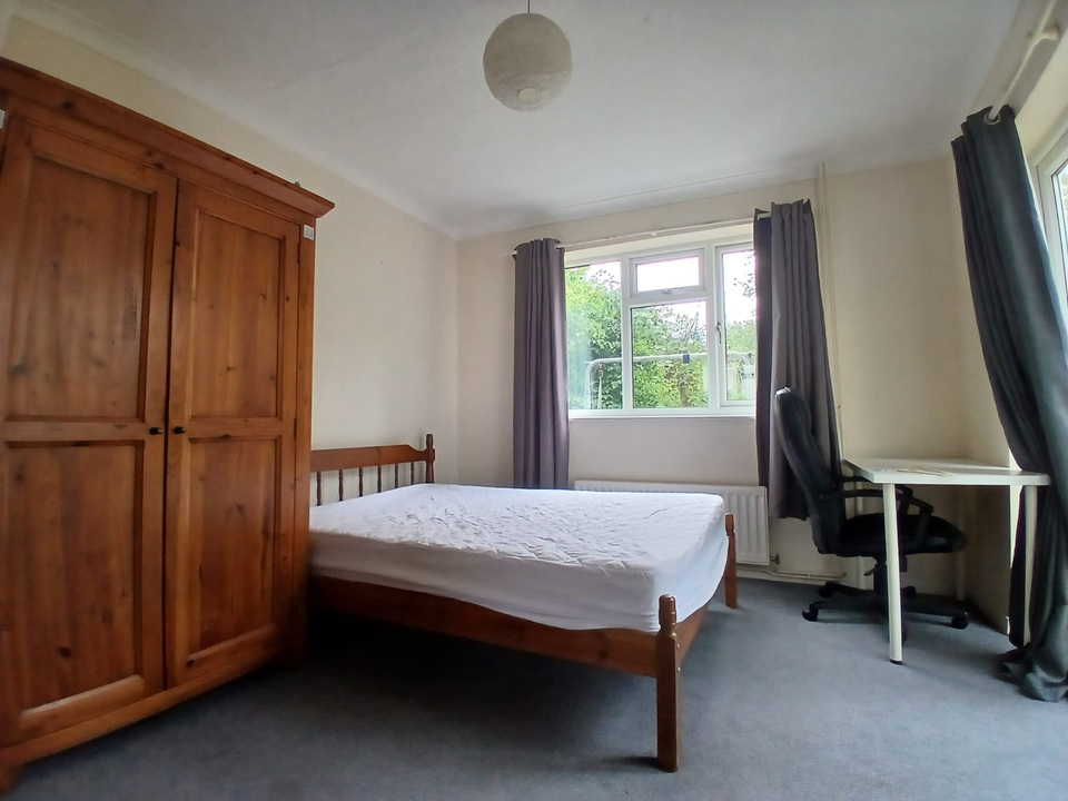 Semi-detached house to rent in Beverley Close, Norwich 8