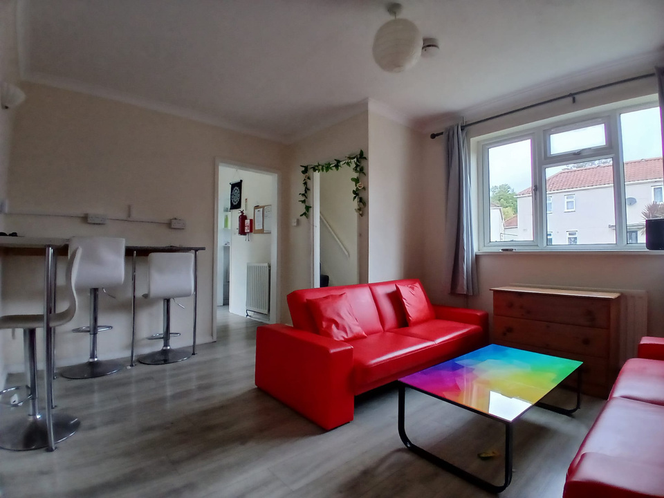 Semi-detached house to rent in Beverley Close, Norwich 0