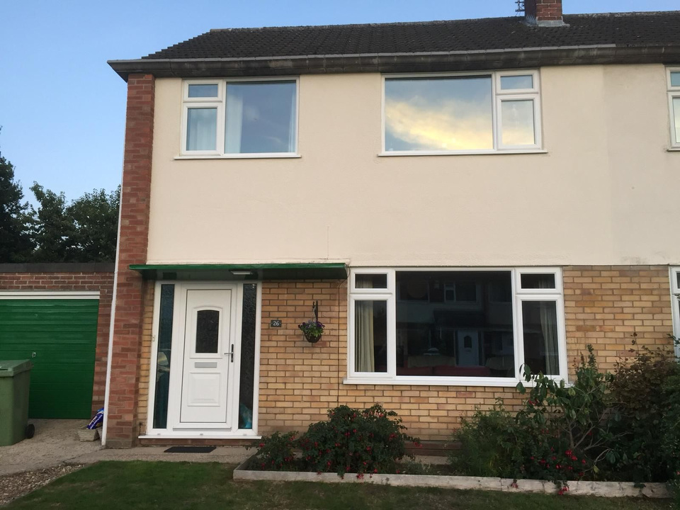 4 bed semi-detached house to rent in Norvic Drive, Norwich, NR4
