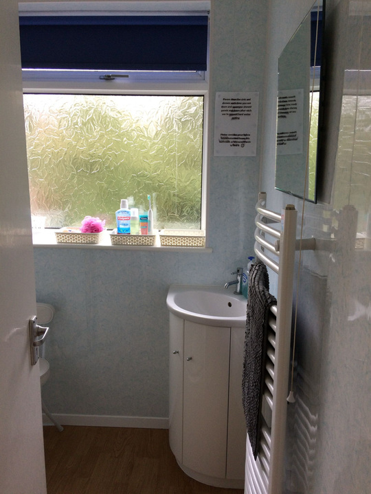 4 bed semi-detached house to rent in Norvic Drive, Norwich 3