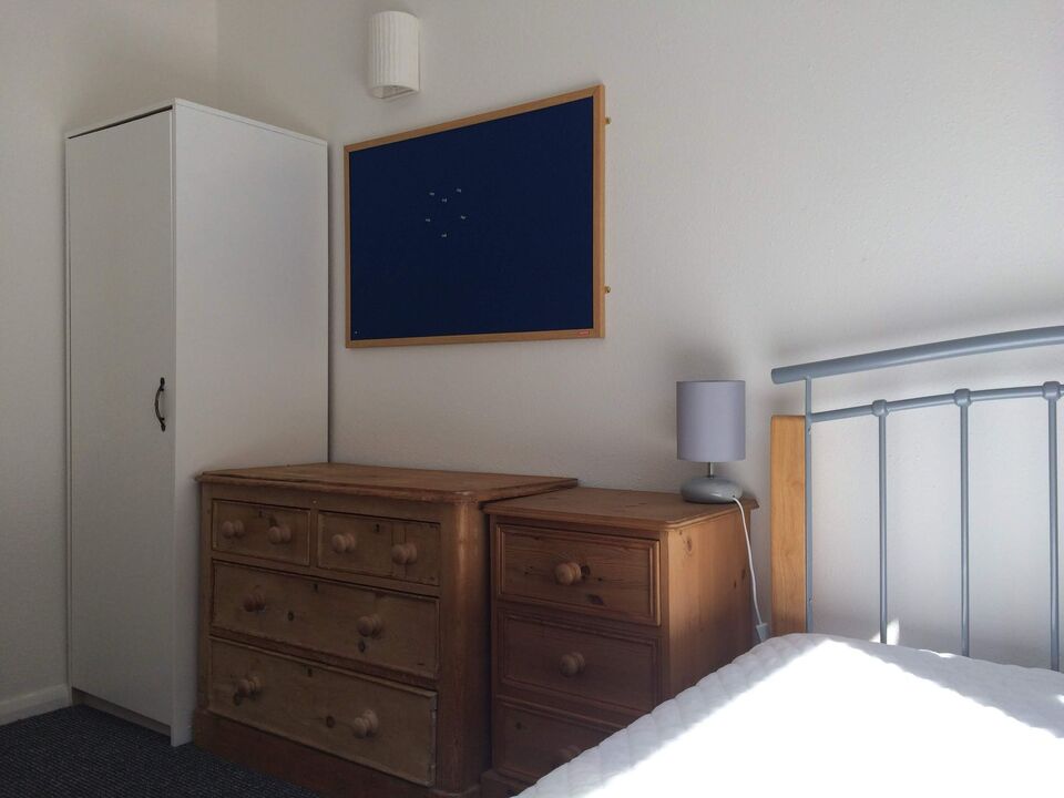 4 bed semi-detached house to rent in Norvic Drive, Norwich 9