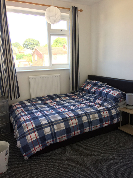 4 bed semi-detached house to rent in Norvic Drive, Norwich 11