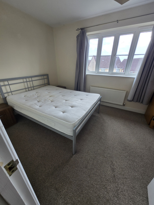 2 bed semi-detached house to rent in Tolye Road, Norwich 6