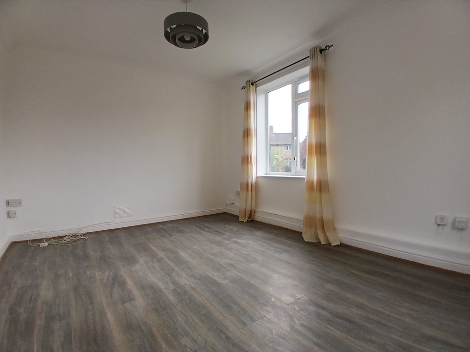 2 bed apartment for sale in Rider Haggard Road, Norwich  - Property Image 15