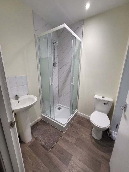 5 bed terraced house to rent in Beecheno Road, Norwich 9