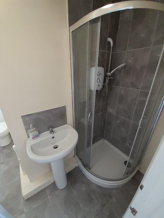5 bed semi-detached house to rent, Norwich  - Property Image 13