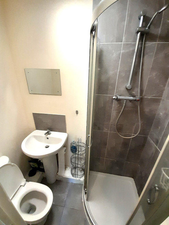 5 bed semi-detached house to rent, Norwich  - Property Image 10