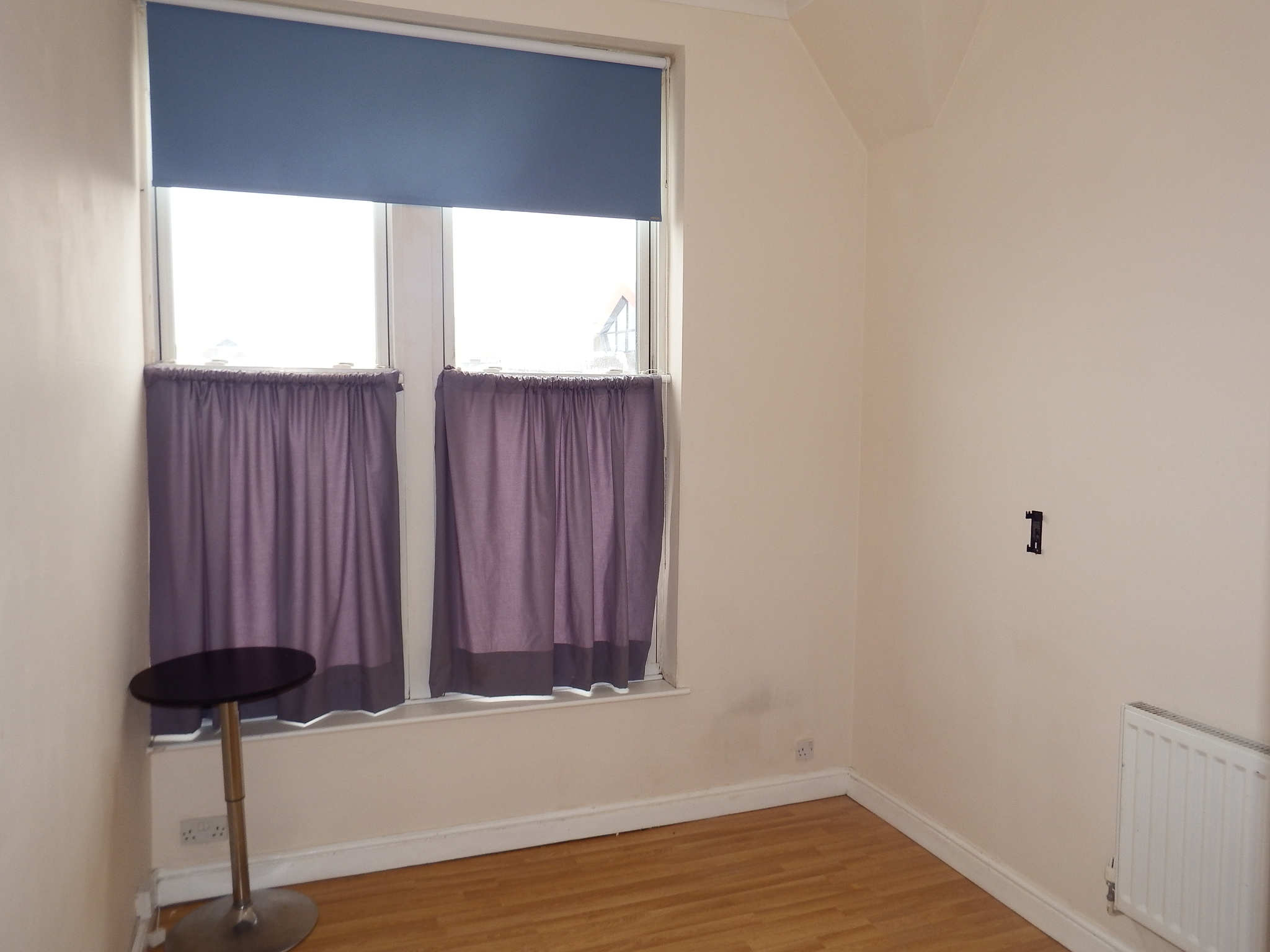 1 bed studio flat to rent in North Quay, Great Yarmouth  - Property Image 1