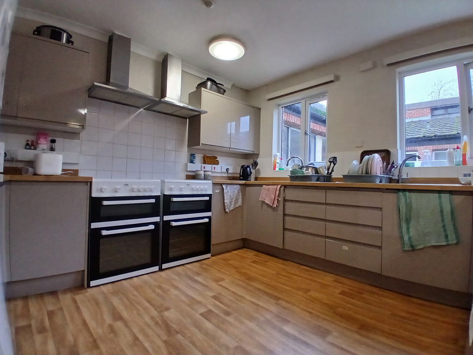 House of multiple occupation to rent in Cannell Green, Norwich 10