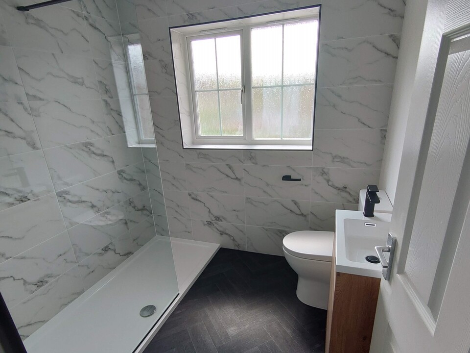 6 bed house to rent in Bladewater Road, Norwich 2