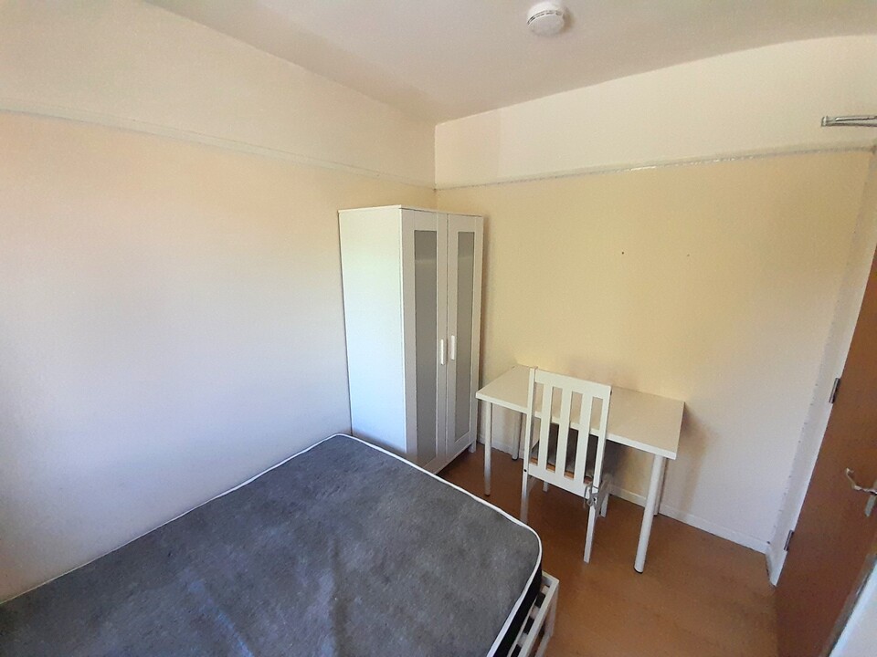 5 bed semi-detached house for sale in Brereton Close, Norwich 15