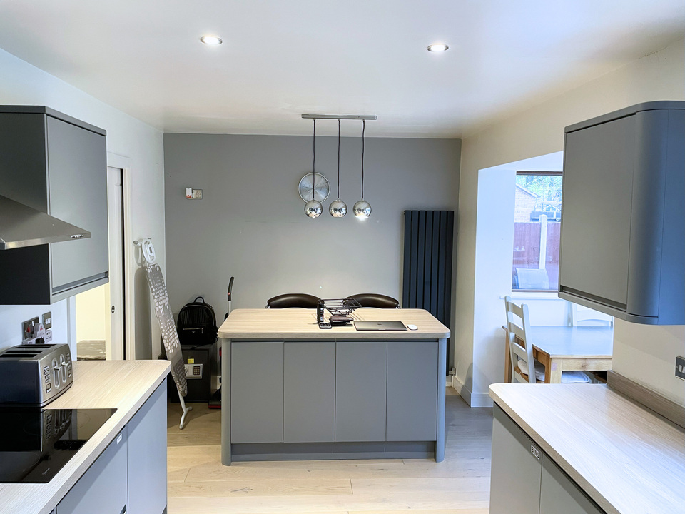 3 bed semi-detached house to rent in Potters Drive, Great Yarmouth  - Property Image 5