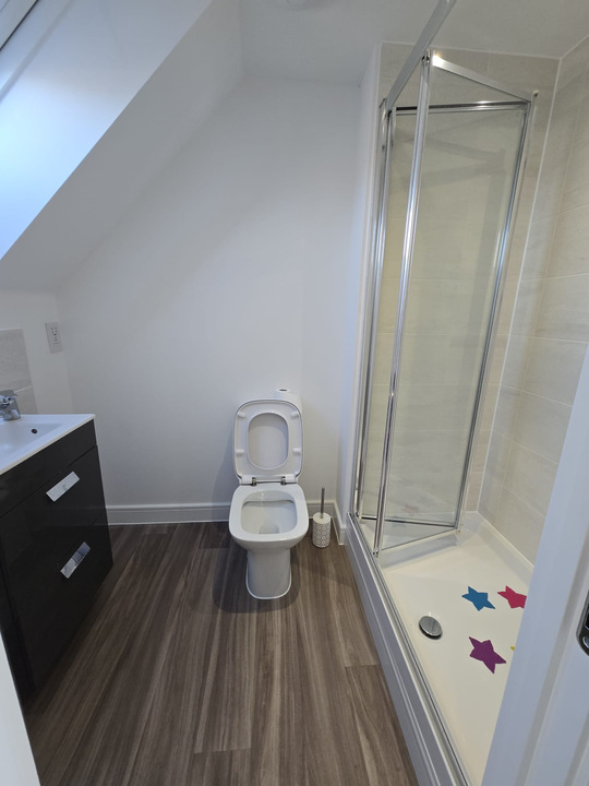 3 bed semi-detached house to rent in Apollo Crescent, Norwich  - Property Image 5