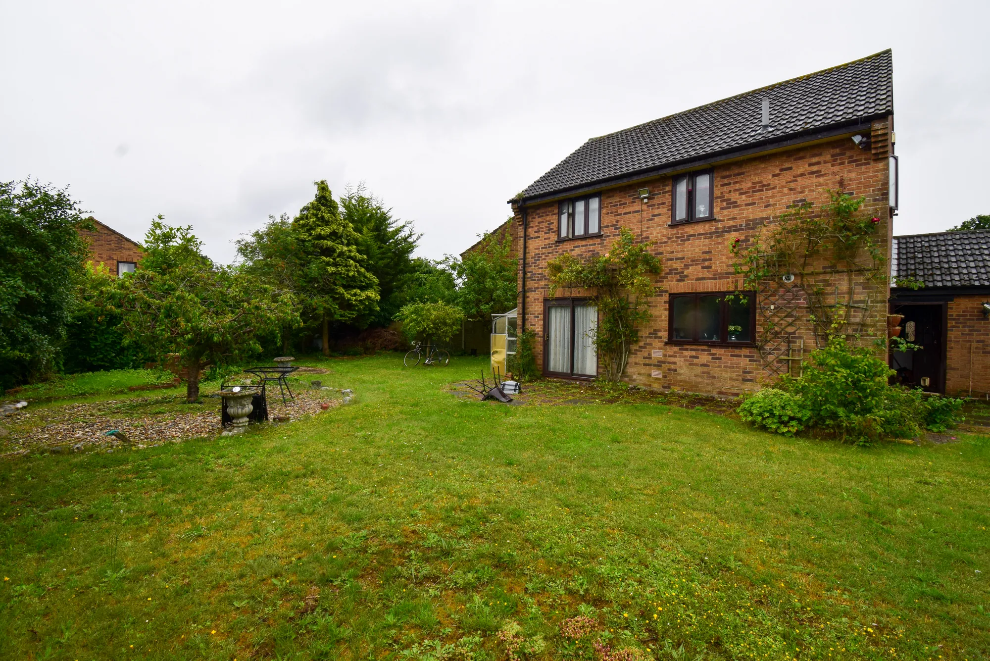 4 bed detached house to rent in The Hedgerows, Norwich  - Property Image 14