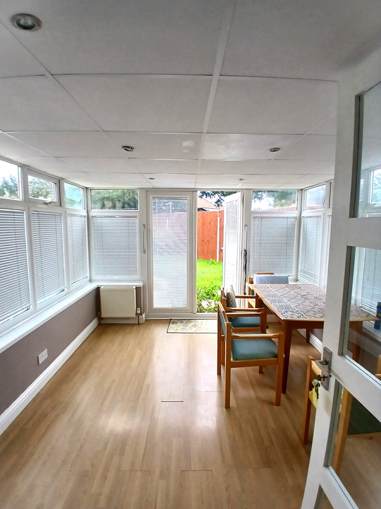 3 bed bungalow to rent in Mayfield Avenue, Norwich  - Property Image 2