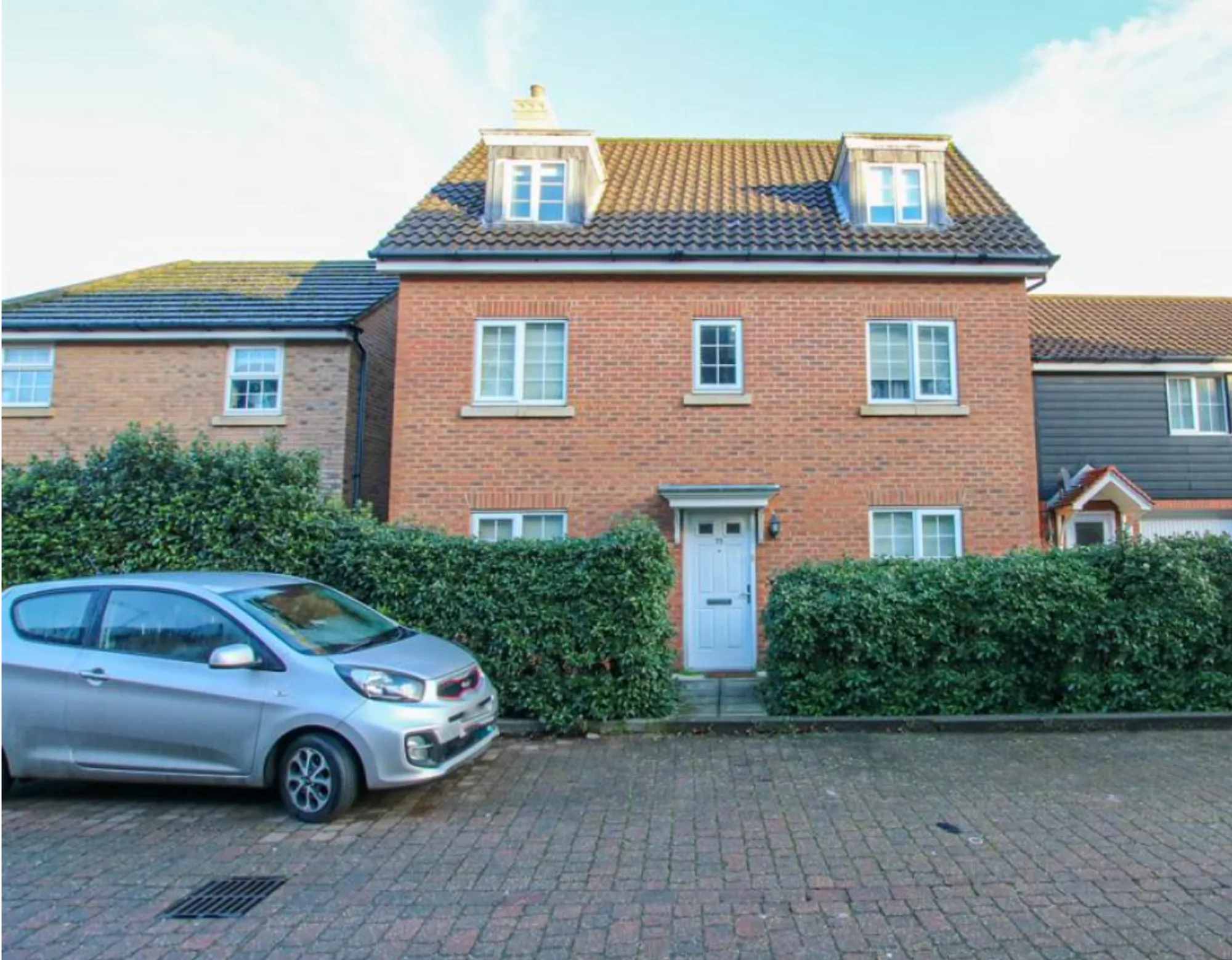 7 bed detached house to rent in Whistlefish Court, Norwich  - Property Image 1