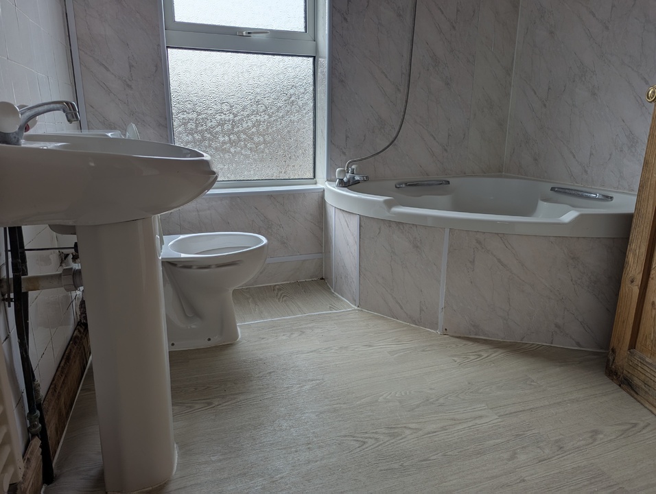 3 bed terraced house to rent in High Mill Road, Great Yarmouth 8