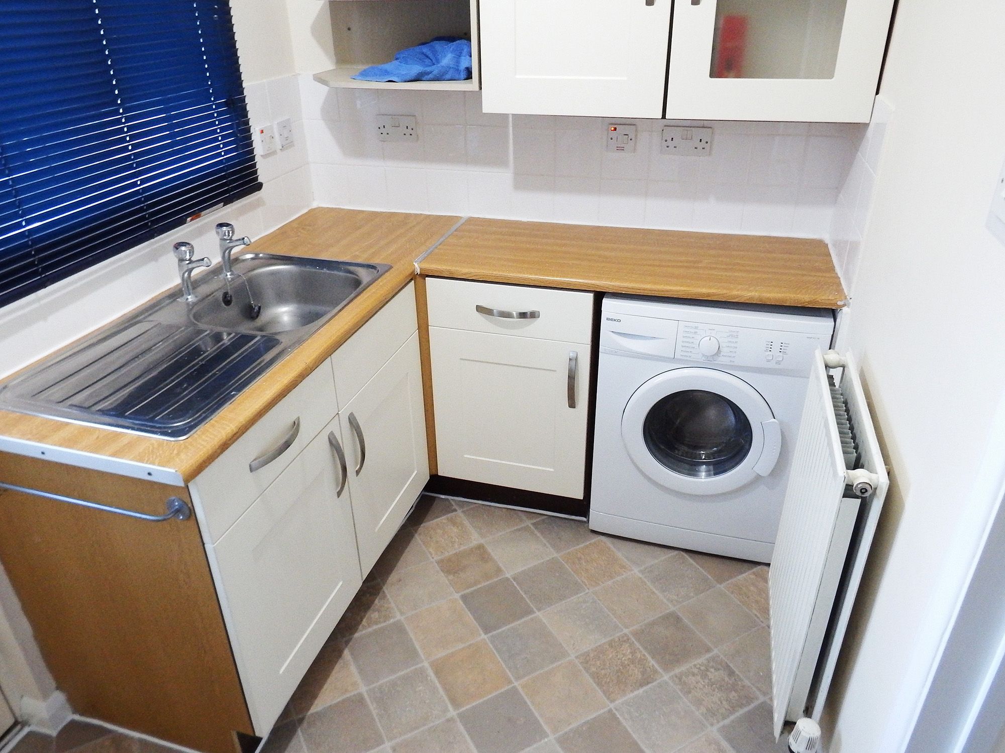 1 bed flat to rent in Dorset Close, Great Yarmouth  - Property Image 1