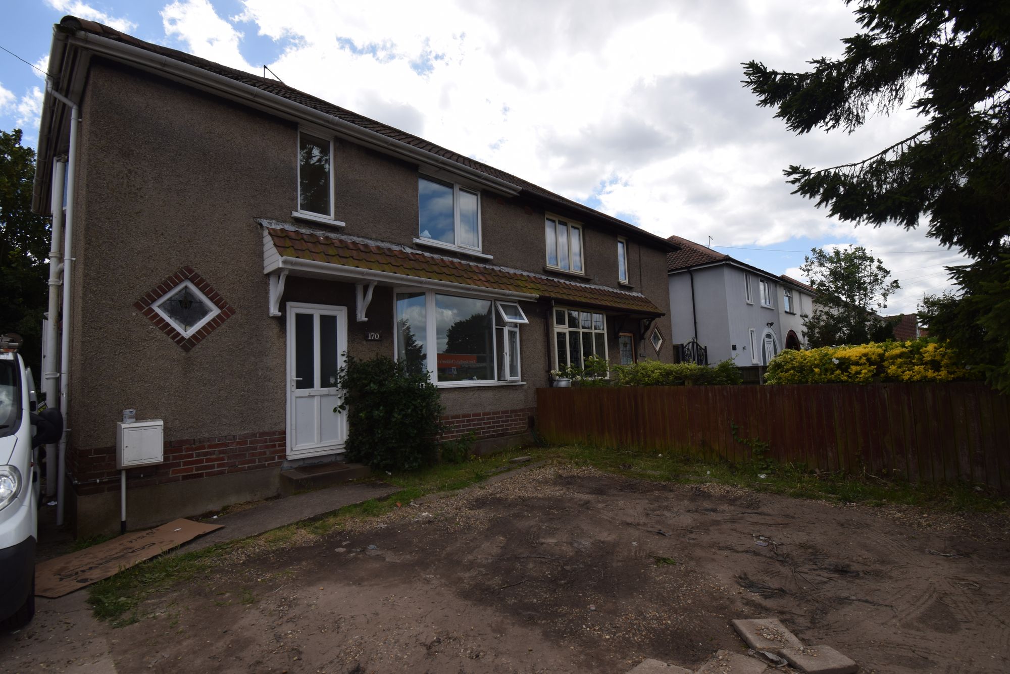 4 bed semi-detached house to rent in Plumstead Road, Norwich  - Property Image 1