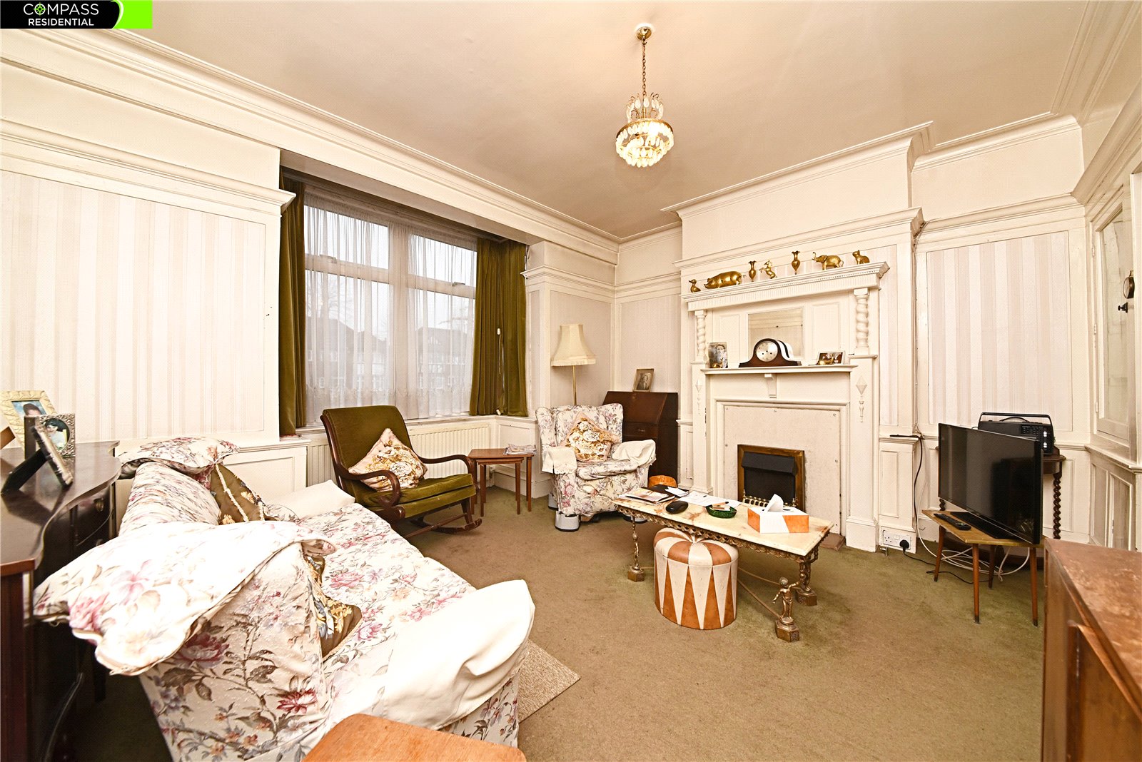 3 bed semi-detached house for sale in High Road, Whetstone 1