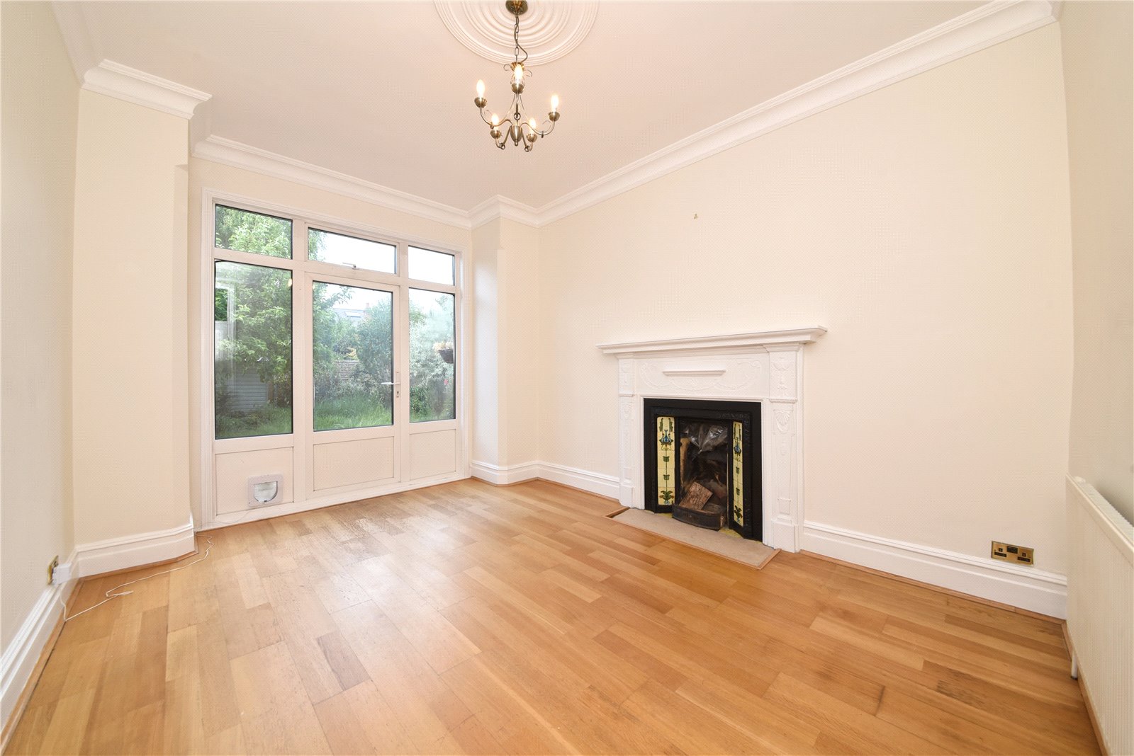 4 bed semi-detached house for sale in Clifton Road, Finchley 4