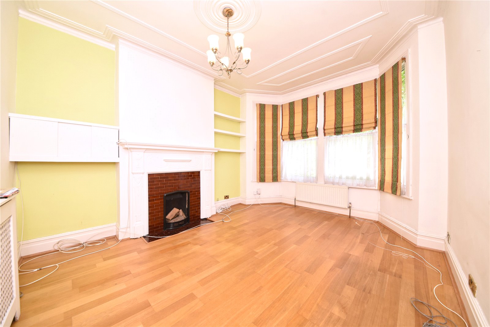 4 bed semi-detached house for sale in Clifton Road, Finchley 1