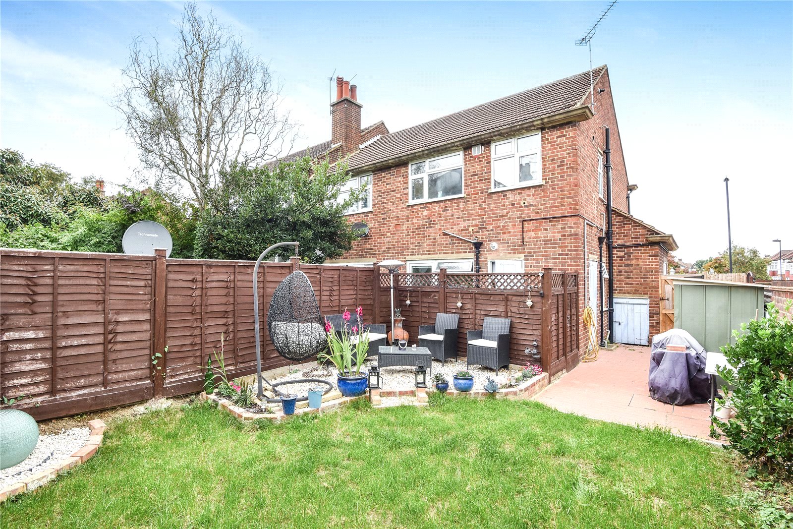 2 bed ground floor maisonette for sale in Prince George Avenue, Oakwood 6