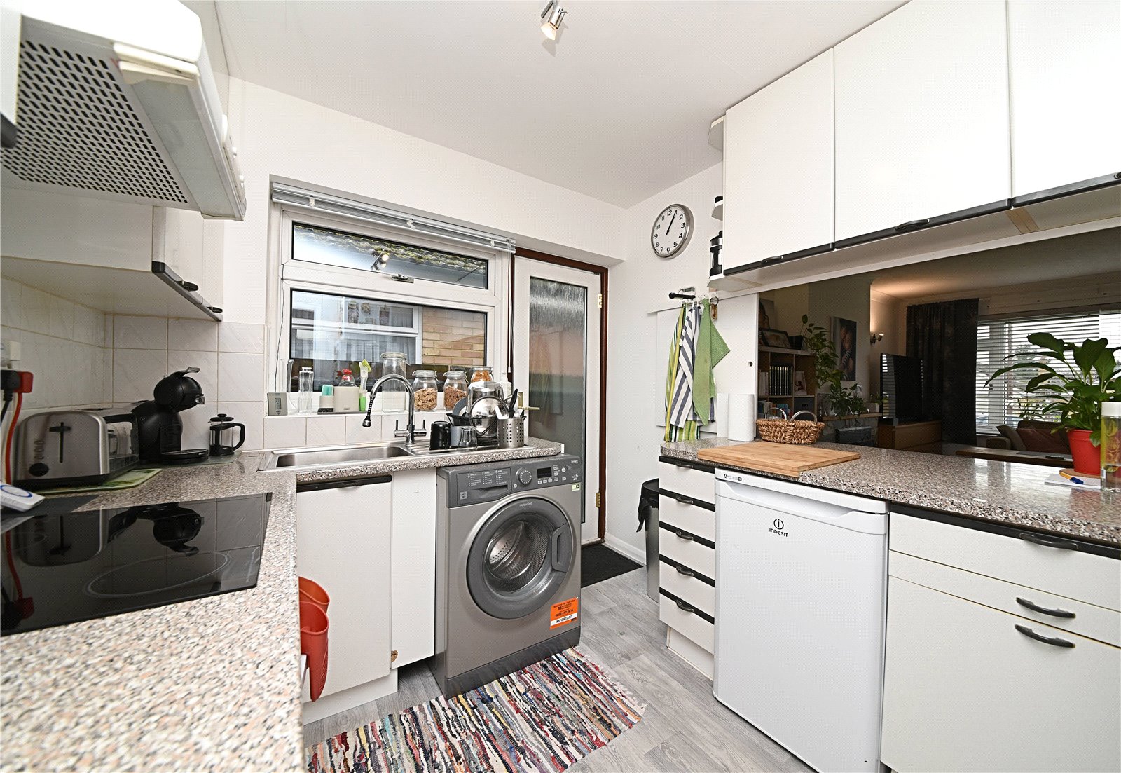 2 bed detached bungalow for sale in Silvercliffe Gardens, Barnet 2