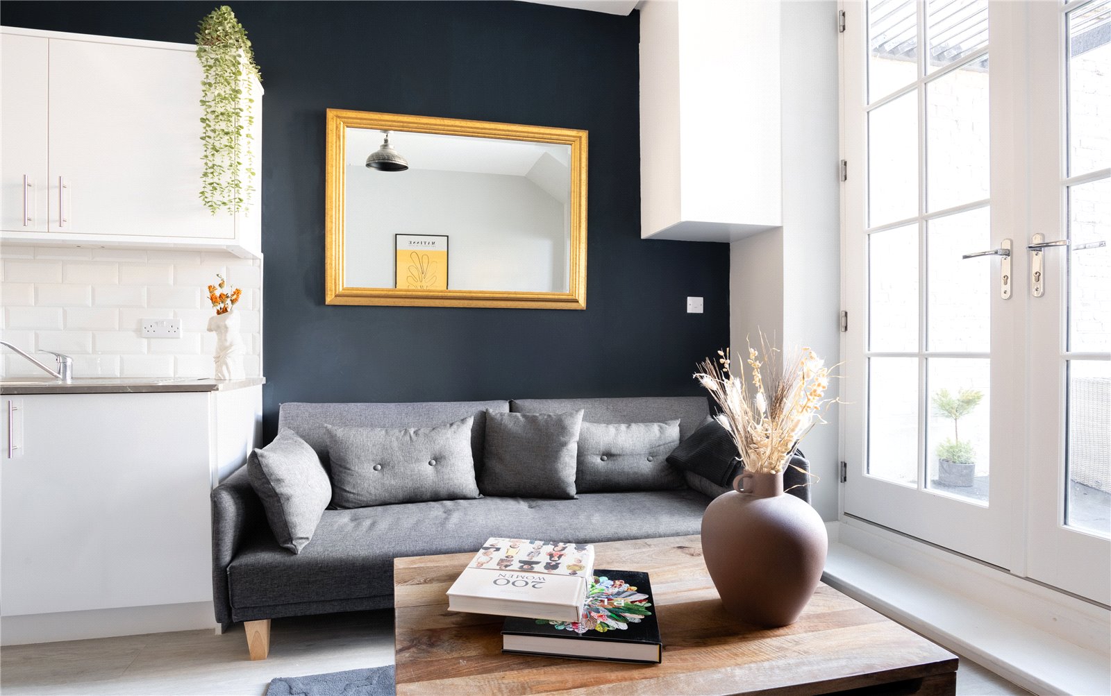 2 bed ground floor flat for sale in Malden Road, Chalk Farm 3