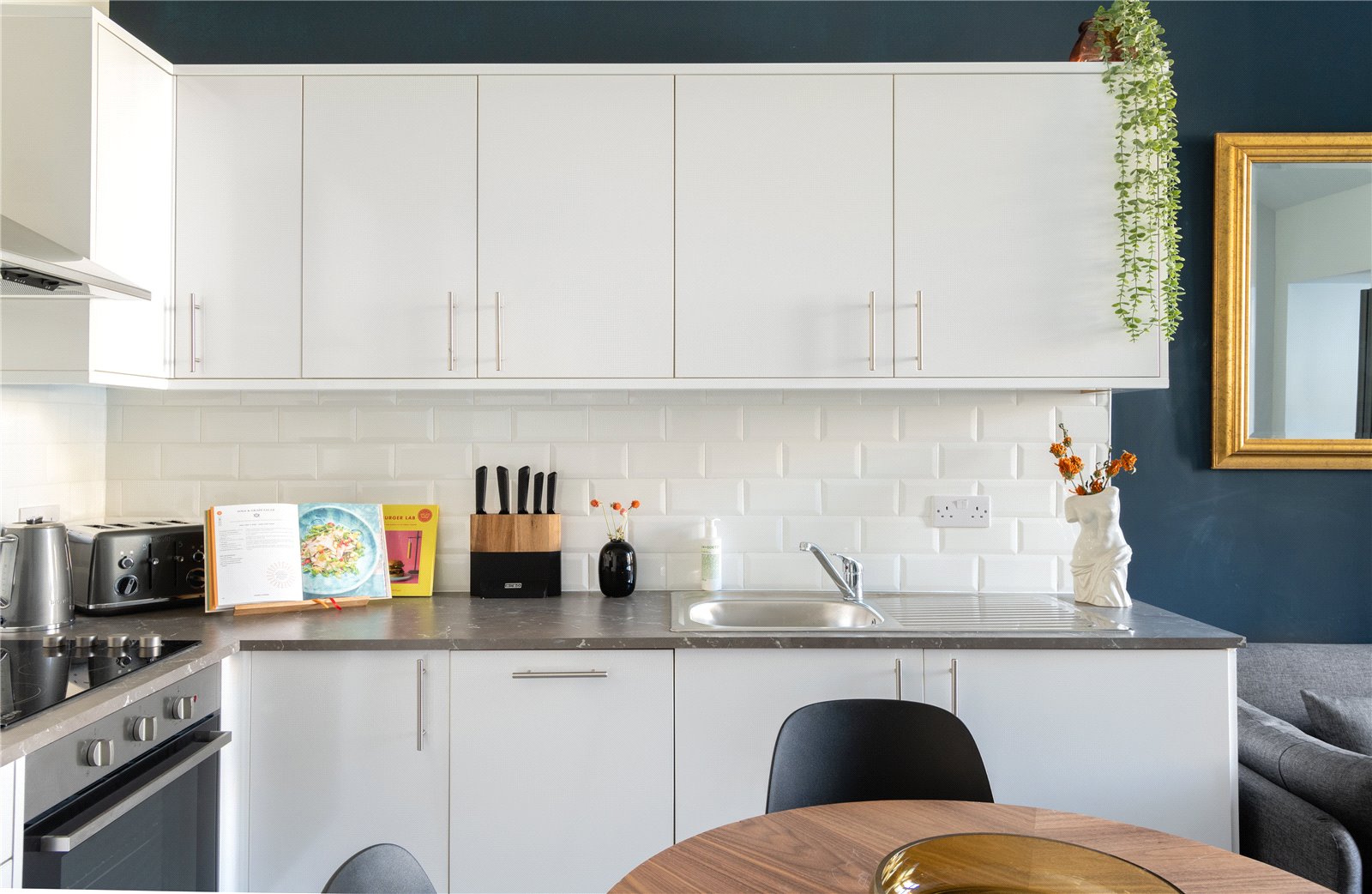 2 bed ground floor flat for sale in Malden Road, Chalk Farm 9