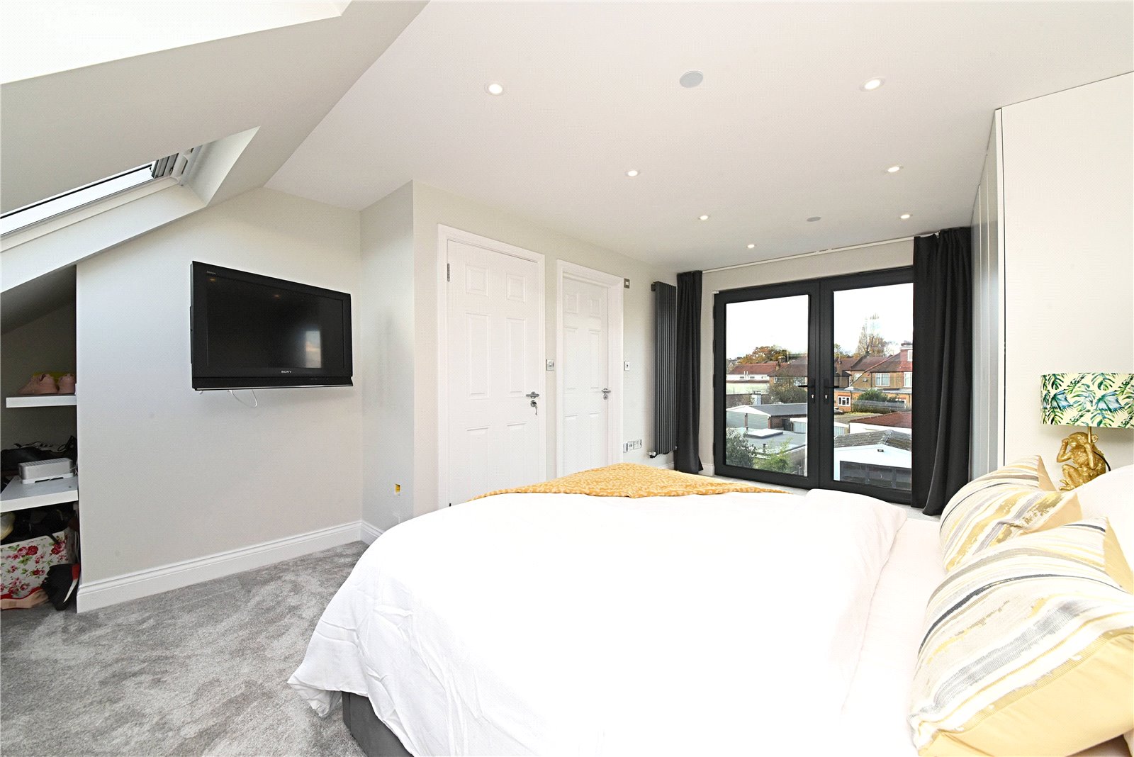 4 bed terraced house for sale in Brunswick Grove, Friern Barnet 11