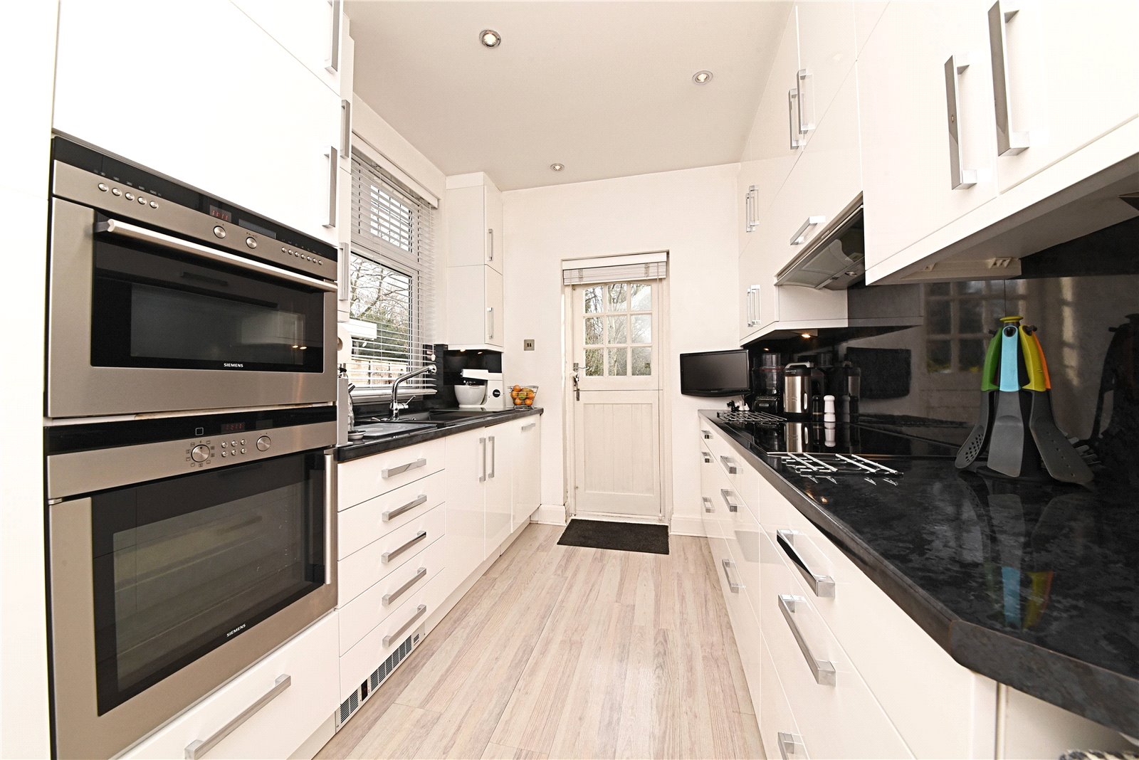 4 bed semi-detached house for sale in Holders Hill Road, Hendon 2