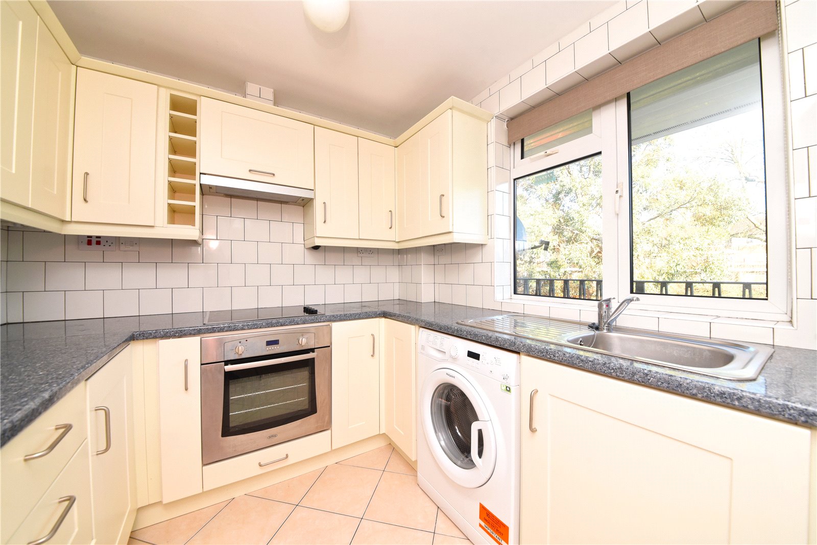 2 bed maisonette for sale in Bramley Close, Oakwood 2