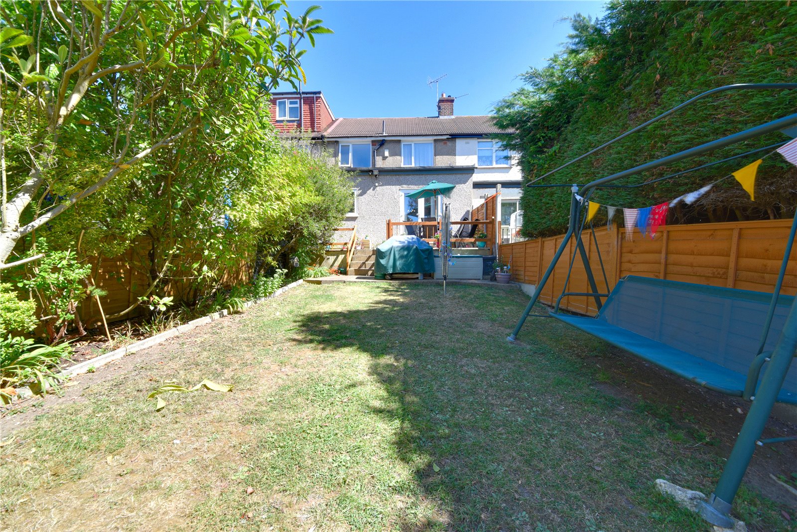 3 bed terraced house for sale in The Fairway, Southgate 8