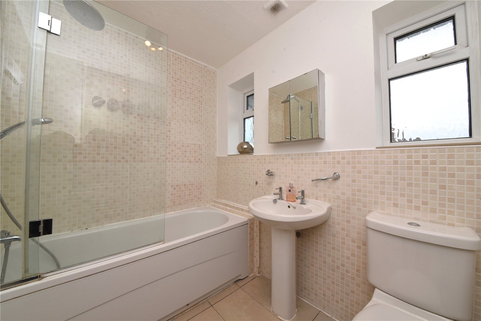 3 bed semi-detached house for sale in Raydean Road, High Barnet 5