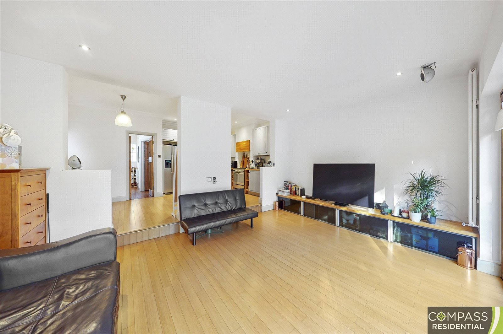 4 bed semi-detached house for sale in Longland Drive, Totteridge 5