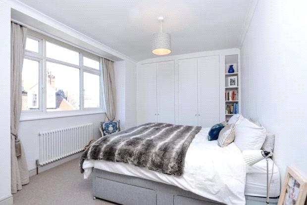 2 bed apartment for sale in Hornsey Lane Gardens, Highgate 4