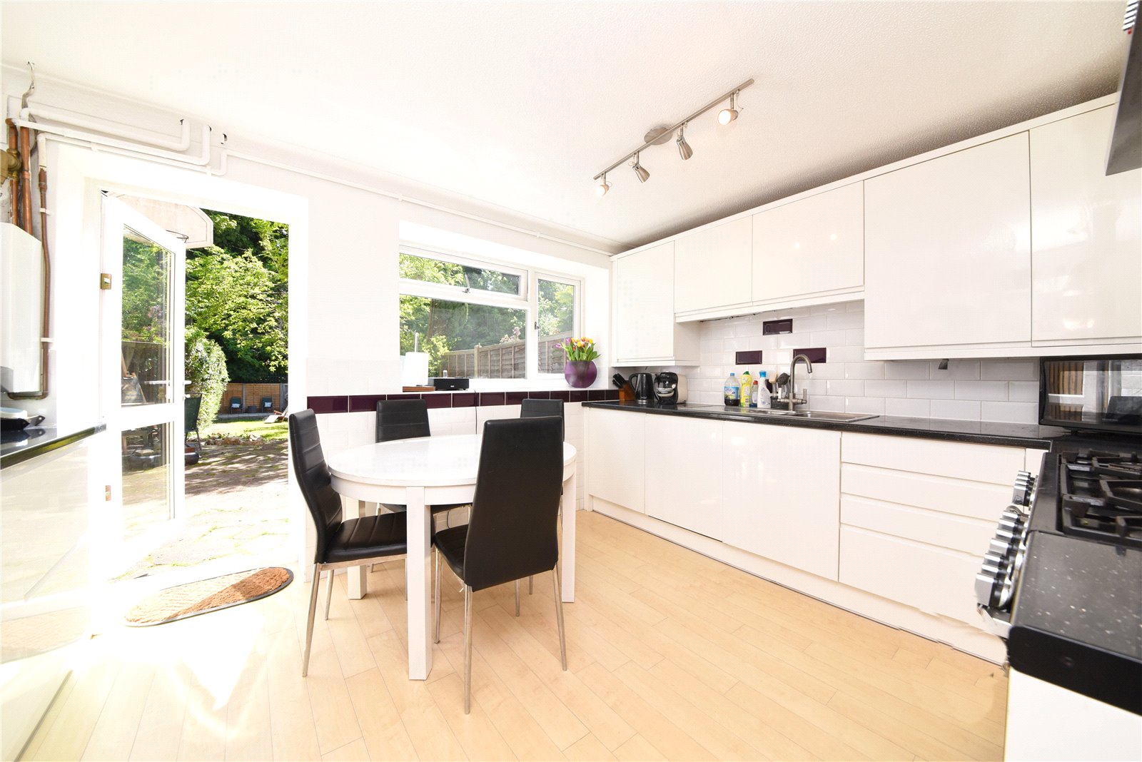 4 bed terraced house for sale in York Road, New Barnet 2