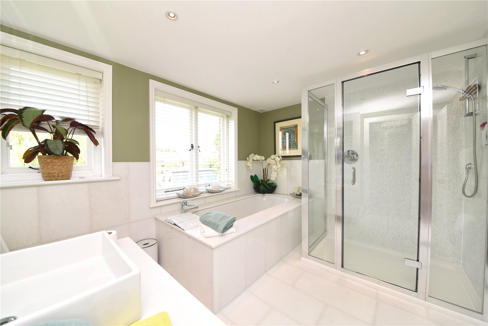 6 bed detached house for sale in Woodside Park Road, Woodside Park 6