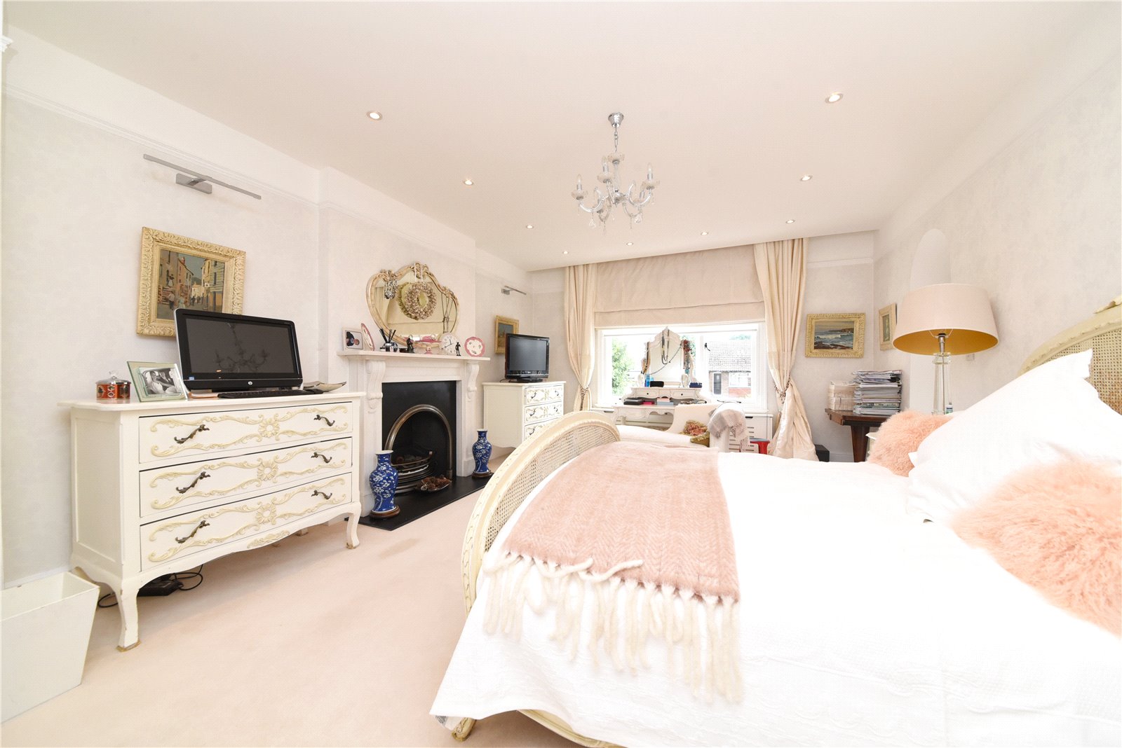 6 bed detached house for sale in Woodside Park Road, Woodside Park 8